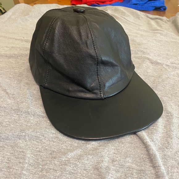 Hip-Hop style leather flat brimmed baseball cap - Picture 1 of 11